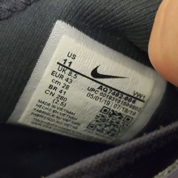 Nike Women's Air Max Bella TR Black & Irridescent Purple Size 11, Athletic - Picture 8 of 8